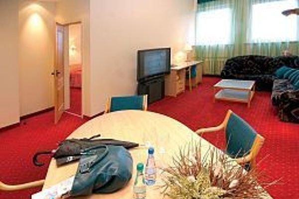 Karolina Park Hotel And Conference Center (Vilnius)